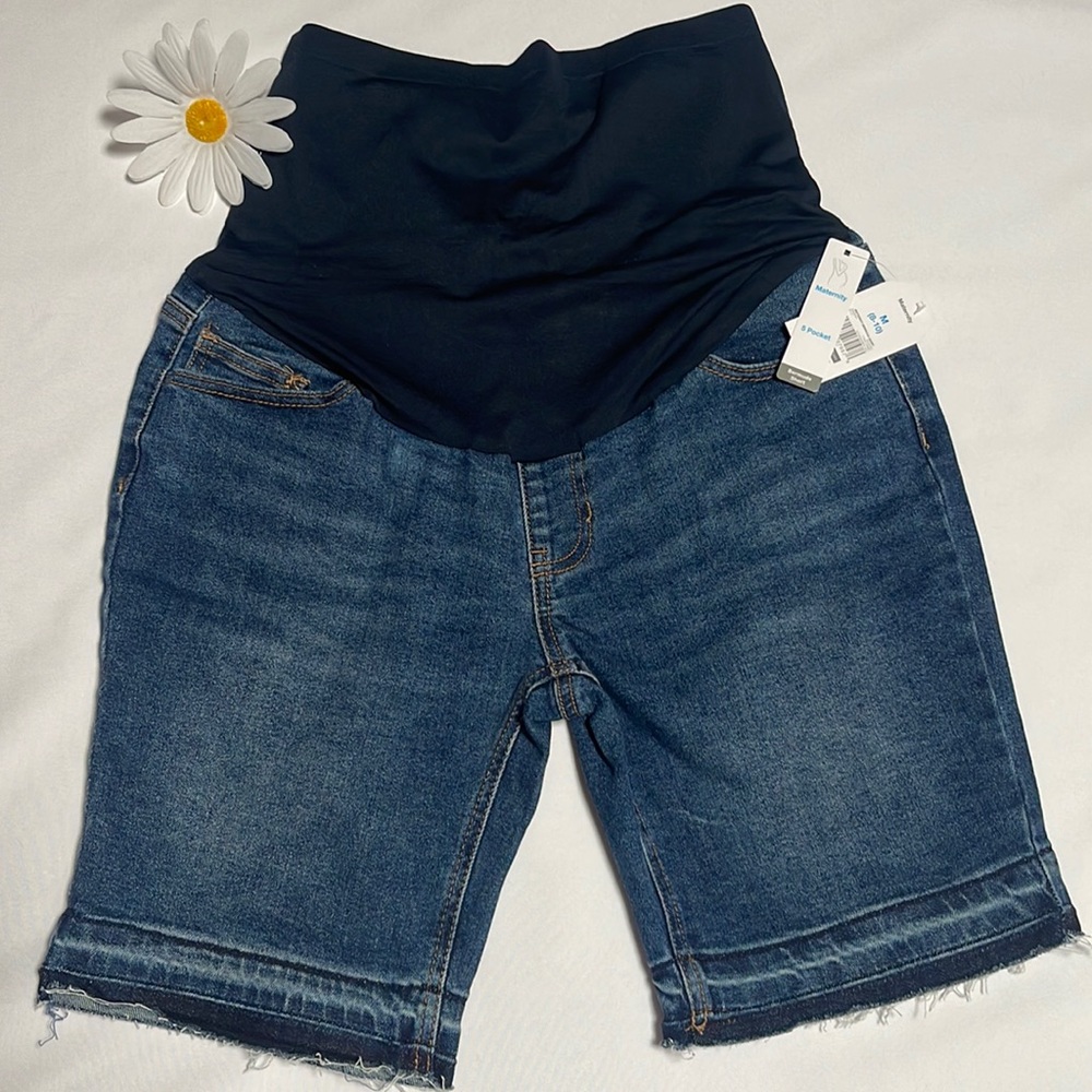NWT Maternity Denim Shorts, Women’s Size Medium - Picture 1 of 5